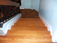 Stairway-with-woodfloors